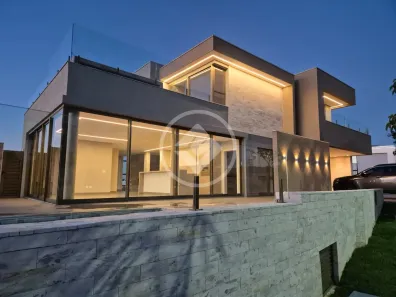 Casa de Condomínio com 4 Quartos à venda, 513m² no Condomínio Residencial Gran Royalle Confins, Confins