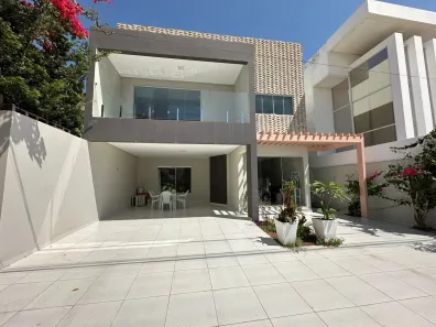 Casa de Condomínio com 5 Quartos à venda, 200m² no Cidade Universitária, Petrolina