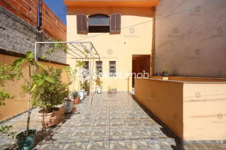 Sobrado com 3 Quartos à venda, 190m² no Jardim Campo Verde, Mauá