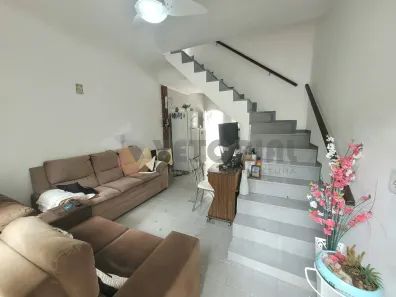 Casa de Condomínio com 2 Quartos à venda, 69m² no Loteamento Balneário Camburi, Caraguatatuba