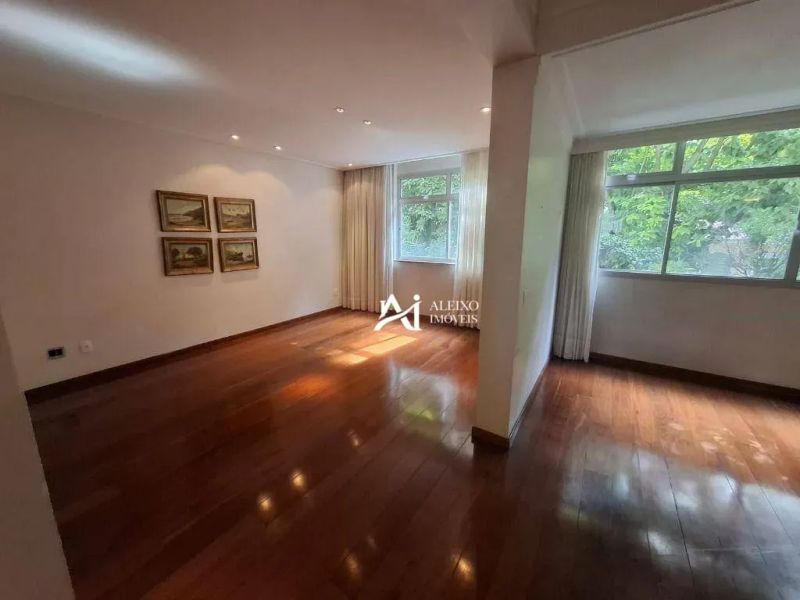 Apartamento com 4 quartos — Boa Viagem, Belo Horizonte
