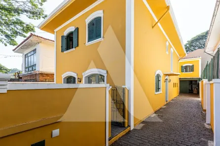 Casa com 3 Quartos para alugar, 272m² no Vila Clementino, São Paulo