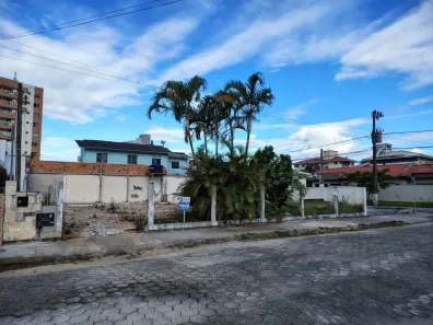 Lote/Terreno à venda, 449m² no Rio Caveiras, Biguaçu