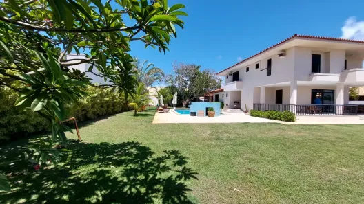 Casa de Condomínio com 8 Quartos à venda, 750m² no Guarajuba (Monte Gordo), Camaçari