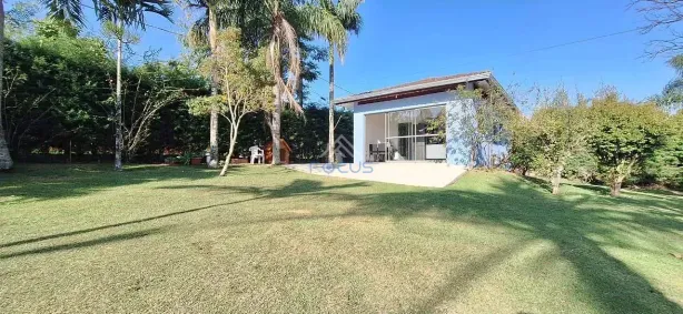 Fazenda/Sítio com 3 Quartos à venda, 1300m² no Monterrey, Louveira