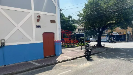 Ponto Comercial para alugar, 140m² no Andaraí, Rio de Janeiro