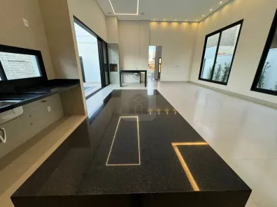 Casa de Condomínio com 3 Quartos à venda, 239m² no Jardim Botânico, Uberlândia