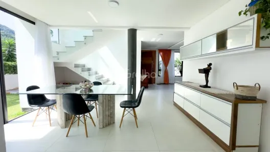 Casa com 4 Quartos à venda, 288m² no Cachoeira do Bom Jesus, Florianópolis
