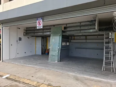 Ponto Comercial para alugar, 40m² no Castelo Branco, Salvador