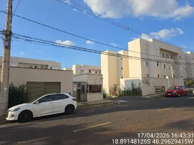 Apartamento com 2 Quartos à venda, 45m² no Jardim Brasília, Uberlândia