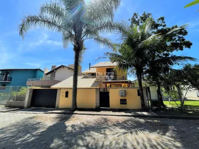 Casa com 6 Quartos à venda, 190m² no Campeche, Florianópolis