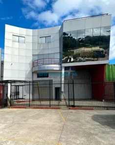 Galpão/Depósito/Armazém para alugar, 2300m² no Uberaba, Curitiba