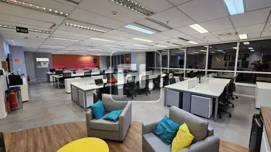 Sala Comercial para alugar, 228m² no Vila Olímpia, São Paulo