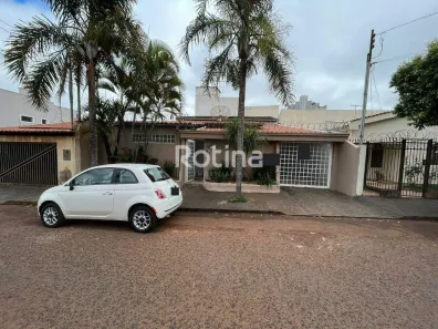 Casa com 3 Quartos para alugar, 180m² no Tabajaras, Uberlândia