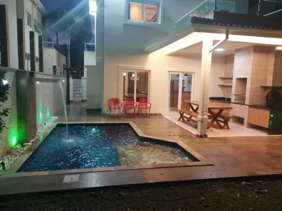 Casa de Condomínio com 4 Quartos à venda, 225m² no Maresias, São Sebastião
