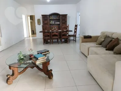 Casa de Condomínio com 3 Quartos à venda, 288m² no Baldeador, Niterói