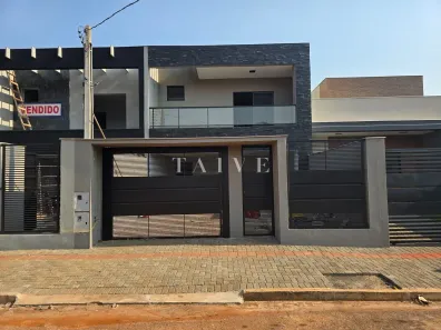 Sobrado com 3 Quartos à venda, 200m² no Jardim Central Park, Londrina