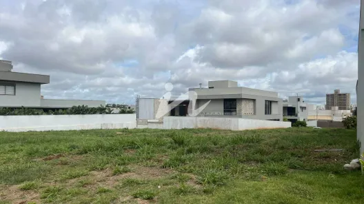 Lote/Terreno à venda, 375m² no Morada da Colina, Uberlândia