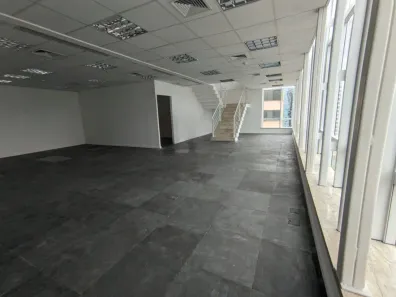 Sala Comercial à venda, 287m² no Cidade Monções, São Paulo