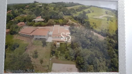 Fazenda/Sítio com 3 Quartos à venda, 340m² no Sousas, Campinas