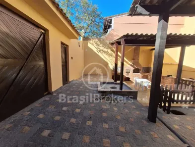 Casa com 4 Quartos à venda, 200m² no Jardim Guanabara, Rio de Janeiro