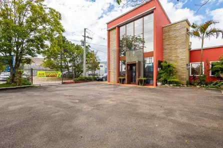 Ponto Comercial para alugar, 416m² no Cajuru, Curitiba