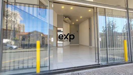 Sala Comercial para alugar, 119m² no Vila Embaré, Valinhos