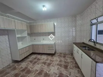 Casa com 3 Quartos para alugar, 140m² no Jardim Santa Maria, Jacareí
