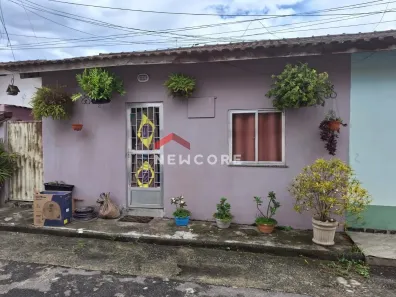 Casa de Condomínio com 2 Quartos à venda, 55m² no Vista Alegre, São Gonçalo
