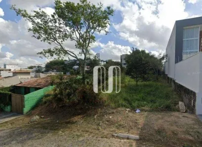Lote/Terreno à venda, 646m² no Lagoa, Macaé