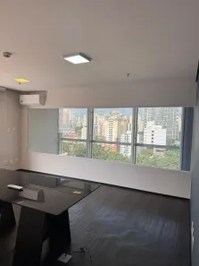 Ponto Comercial para alugar, 80m² no Vila Olímpia, São Paulo