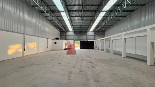 Galpão/Depósito/Armazém para alugar, 450m² no Cordeiros, Itajaí
