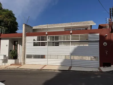 Casa com 3 Quartos à venda, 314m² no Adrianópolis, Manaus