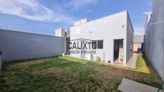 Casa com 3 Quartos à venda, 105m² no Jardim Inconfidência, Uberlândia