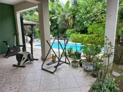 Sobrado com 4 Quartos para venda ou aluguel, 490m² no Butantã, São Paulo