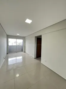 Apartamento com 2 Quartos para alugar, 56m² no Zona 7, Maringá