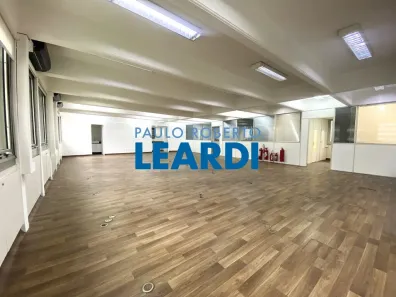Sala Comercial com 3 Quartos para alugar, 526m² no Cerqueira César, São Paulo