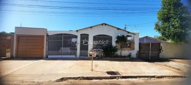 Casa com 3 Quartos à venda, 130m² no Guanandi, Campo Grande