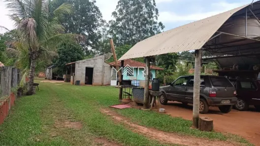 Fazenda/Sítio com 3 Quartos à venda, 600m² no Parque Residencial Damha, Araraquara