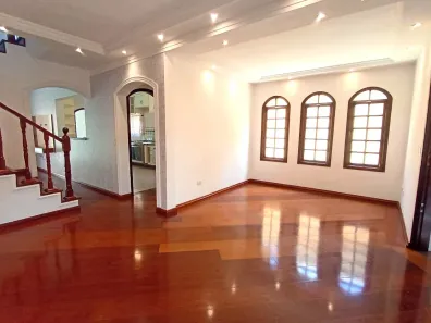 Casa com 4 Quartos para venda ou aluguel, 270m² no Vila Monumento, São Paulo