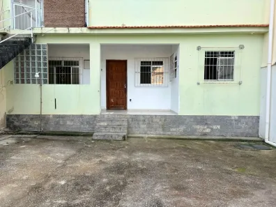 Casa com 1 Quarto para alugar, 45m² no Cavalcanti, Rio de Janeiro