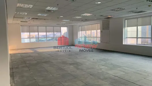 Sala Comercial para alugar, 136m² no Cidade Monções, São Paulo