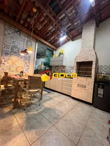 Casa com 3 Quartos à venda, 190m² no Nossa Senhora Aparecida, Uberlândia