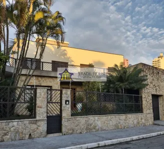 Sobrado com 4 Quartos para alugar, 390m² no Bosque da Saúde, São Paulo