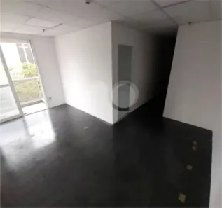 Sala Comercial à venda, 47m² no Liberdade, São Paulo