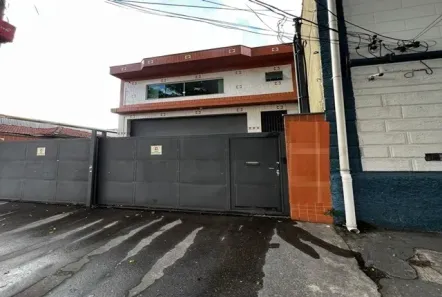 Galpão/Depósito/Armazém para alugar, 210m² no Vila Anastácio, São Paulo
