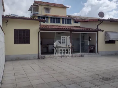 Casa de Condomínio com 3 Quartos à venda, 450m² no Flamengo, Maricá
