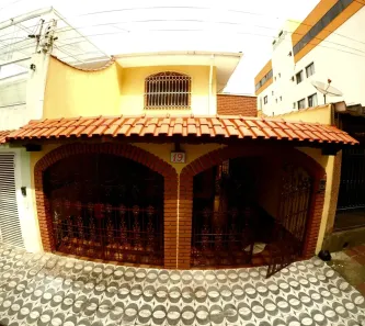 Sobrado com 2 Quartos para alugar, 174m² no Centro Alto, Ribeirão Pires