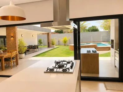 Casa de Condomínio com 3 Quartos à venda, 400m² no Centro, Botucatu