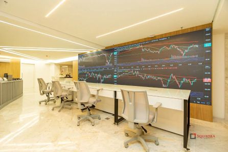 Sala Comercial à venda, 217m² no Centro, Curitiba